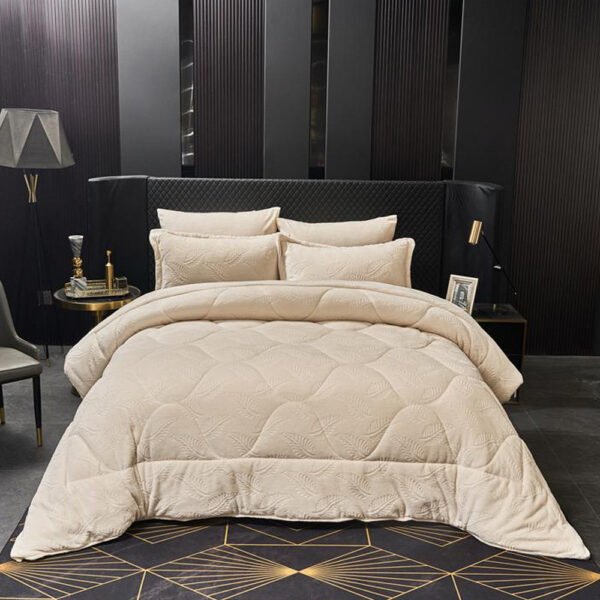 مفرش شتوي نفرين فرو مخمل 6 قطع